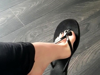 Black Amateur Explore Hot Foot Fetish