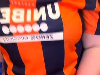 Amateur young teen solo masturbation on her livingroom