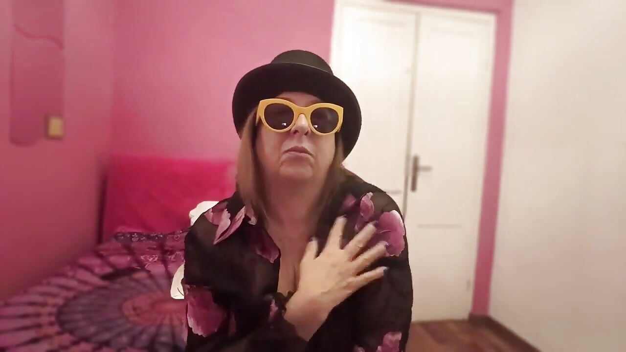 Veronica Rossi Official – Vi Provoca Sessualmente Con Il Suo Erotismo Infinito